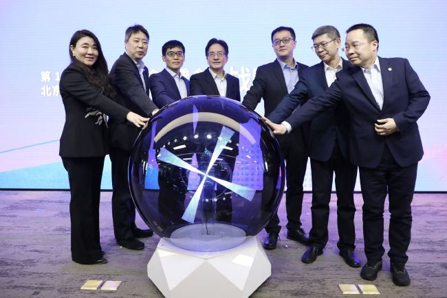 亚洲欧美视频在线